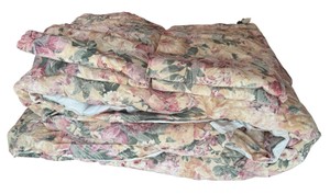 Vintage Cottagecore Floral Comforter