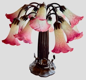 Vintage Tiffany Style Lily Pad & Tulip 15 Light Table Lamp Bronze, Pink, and White