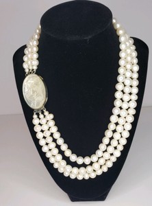 Fresh Water Pearl Necklace