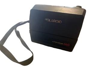 Polaroid Sun 660 Autofocus Vintage 600 Instant Camera