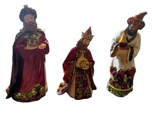 Painted Three Wise Men Magi Figurines