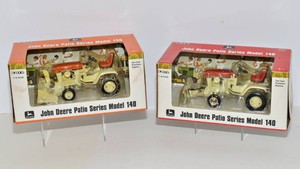 ERTL John Deere Patio Series Model 140  Set of 2