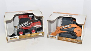 ERTL Case Construction Skid Steer & Track Loader  Set of 2