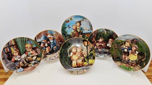 Hummel Collector Plates  Set of 6