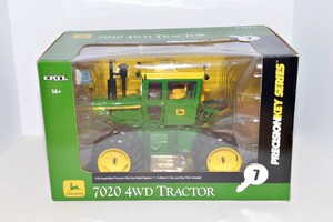 ERTL John Deere 7020 4WD Precision Key Series Tractor  2008