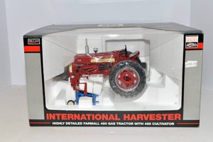 SpecCast International Harvester 450 Gas Tractor with 455 Cultivator  116 Scale