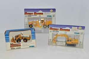 ERTL Mighty Movers Models  Set of 3
