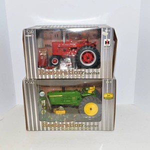 ERTL Restoration Tractor Models  John Deere Model 4020 & Case IH Farmall M