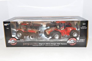 ERTL Britains Case IH Tractor Set  Magnum 305 & Steiger 535