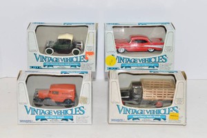 ERTL Vintage Chevrolet Vehicle Models  Set of 4