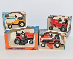 Lawn & Garden Scale Models  Set of 4
