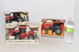 ERTL Case Tractor Models  Set of 3, 132 Scale
