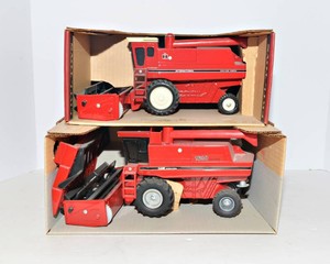 ERTL Case Combine Models  Set of 2