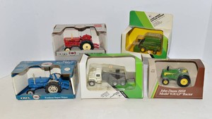 ERTL Model Collection  Set of 5