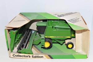 John Deere Collectors Edition 9600 Combine