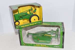 ERTL John Deere Model H & Rotary Mower  Set of 2