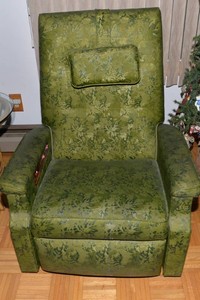 Vintage Green Rolla-ssage Massage Recliner  1970s