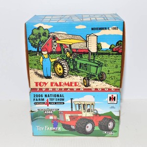 National Farm Toy Show Tractor Models  Set of 2, Turbo International 4366 & John Deere 4010 Diesel