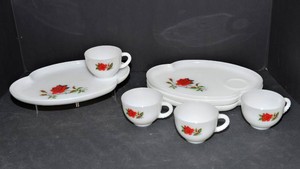 Vintage Milk Glass Luncheon  Snack Set  4 Place Settings