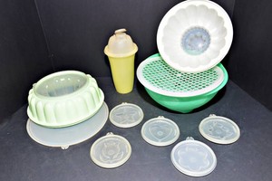 Vintage Tupperware  Jell-O Molds & Assorted