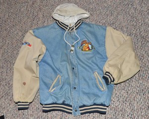 Vintage Disney Winnie the Pooh Denim Jacket  XXL