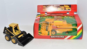 New Holland Model Tractors  Set of 2