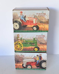 ERTL Foxfire Farm by Lowell Davis Models  Set of 3