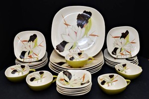 Vintage Red Wing Pottery Lotus Bronze Place Setting for 6