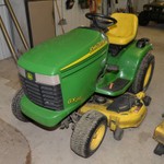 John Deere GX255 Garden Tractor / Riding Mower – 48" Edge Mower Deck