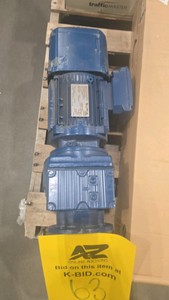 Electric Motor SEW-Eurodrive RF57 DRN90S4 helical inline gearmotor with flange output, 0.75 HP