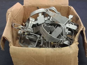 NEW BOX OF 12 TRAPS