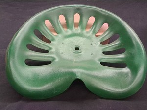 ANTIQUEVINTAGE GREEN CLASSIC TRACTOR SEAT