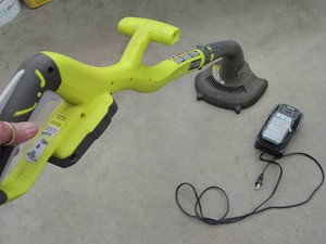 RYOBI 18 VOLT WEED WHIP