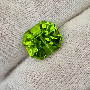 6.48 Carat Natural Peridot