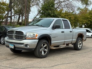 2006 DODGE RAM 1500 SLT 114k Miles  4X4  No Accidents Reported  5.7L Hemi Motor (NO RESERVE)
