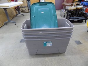 4 Super Size Storage Totes with lids   35�  18  20