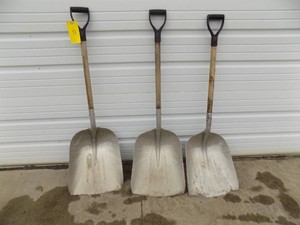 3 Scoop Shovels