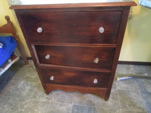 Vintage Dresser, Crystal Knobs