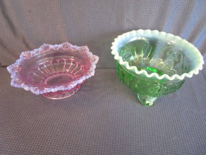 Opalescent Green & Pink Footed Bowls