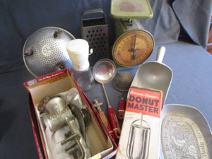 Vintage Kitchenwares