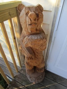 Chainsaw carved bear, 40H...