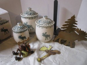 Moose Themed Canister, Lamp