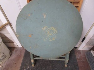 Unique Folding Childs Table