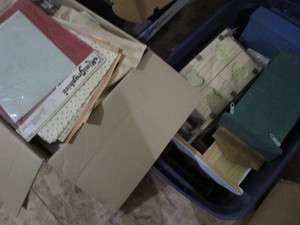 Large Tote, Miniatures, Knick Knack Shelves