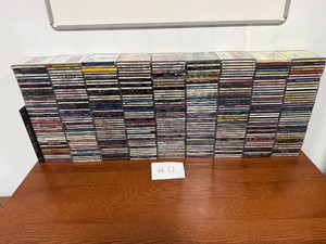 Large Lot of CDs  Country, Christmas & Pop