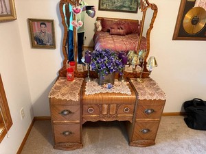 Vintage Waterfall Vanity with Mirror
