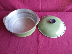 Vintage Club Aluminum Dutch Oven