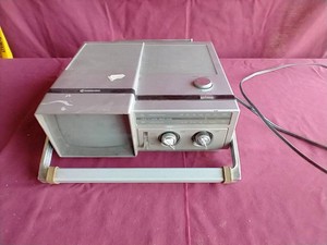 Vintage Samsung Portable TVRadio