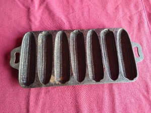 Vintage Cast Iron Cornbread Pan