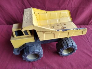 Vintage Metal Tonka Truck